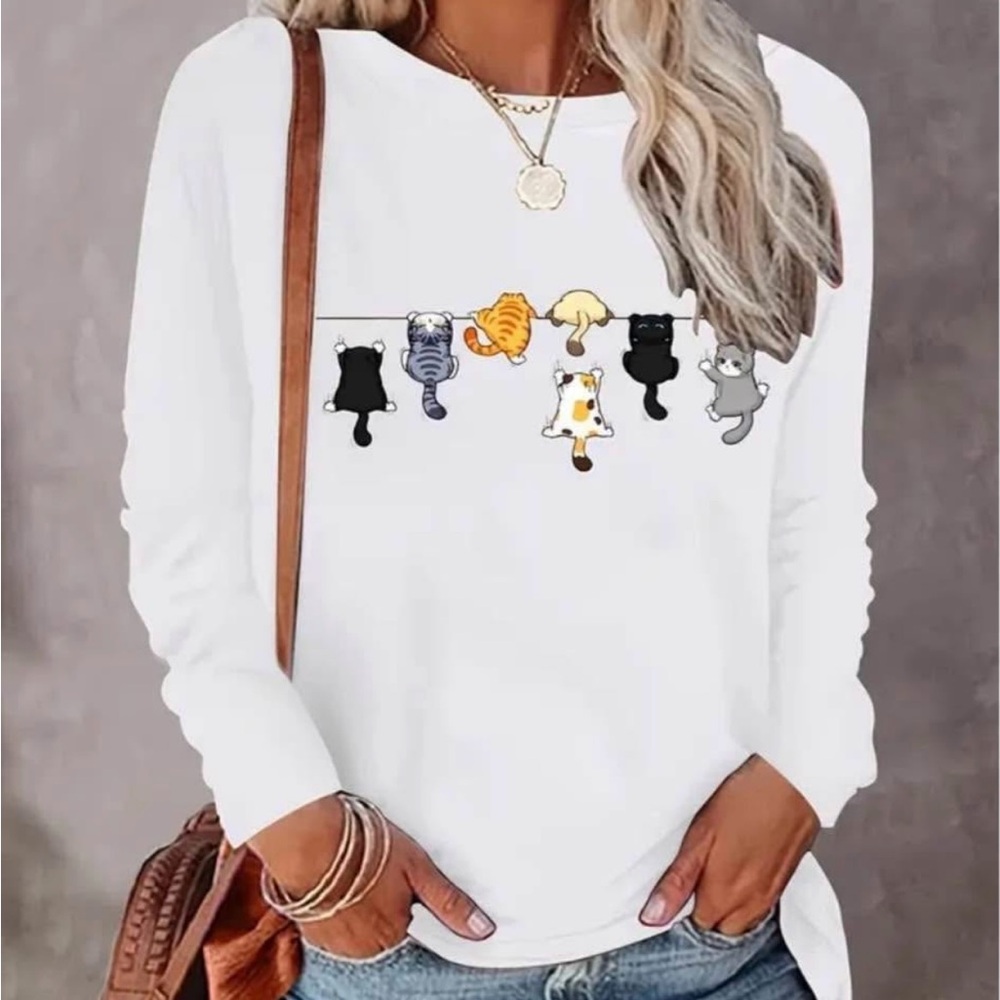 NEW. Cute Cat Graphic White Knit Top. Size 3X